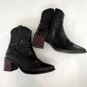 Seychelles Size 7.5 Hidden Agenda Black Leather Pointed-Toe Mid-Calf Boots